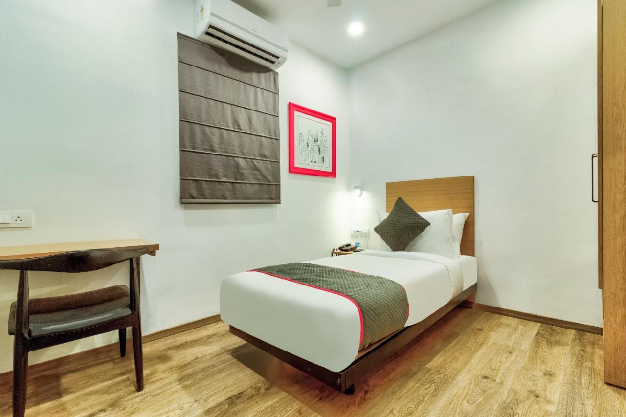 Oyo 78245 Collection O Hotel Crown Inn Navi Mumbai Exteriör bild