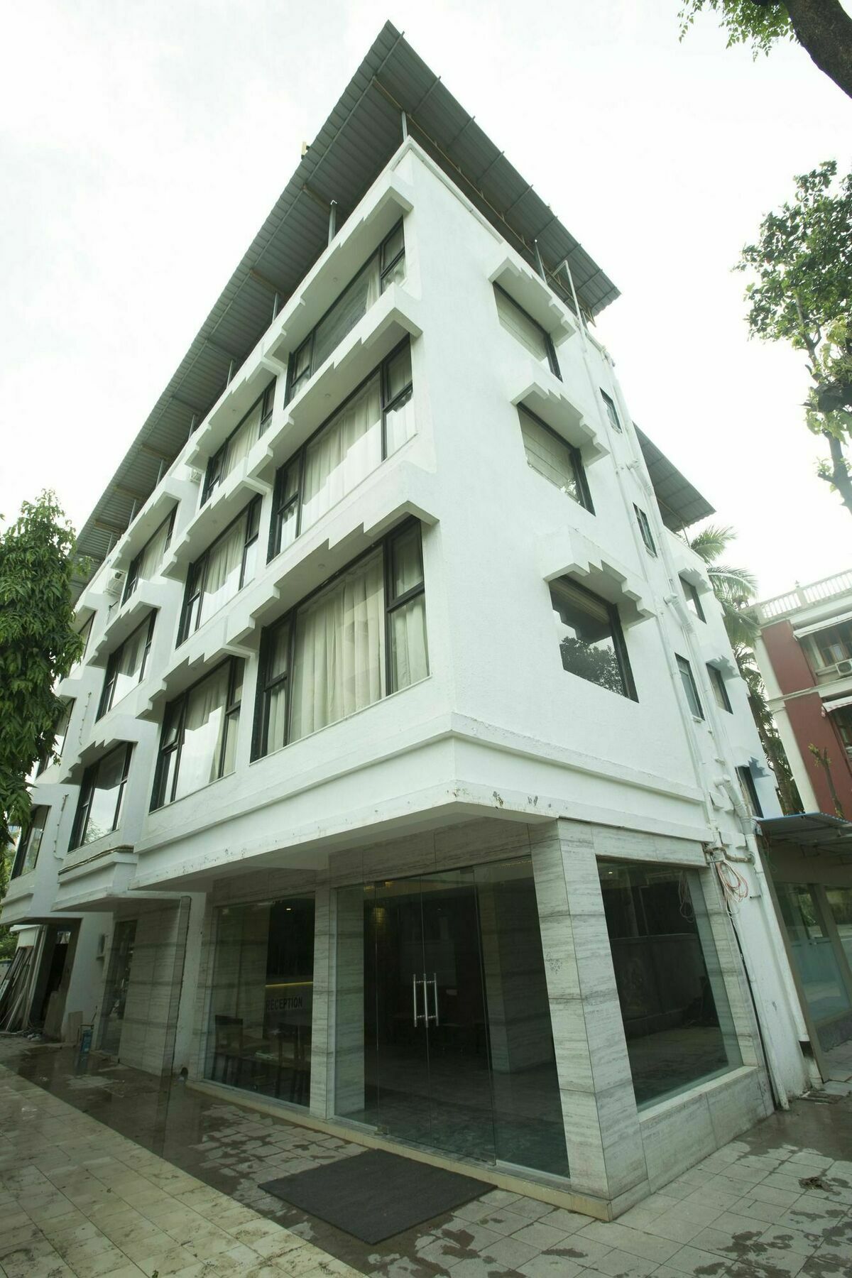 Oyo 78245 Collection O Hotel Crown Inn Navi Mumbai Exteriör bild