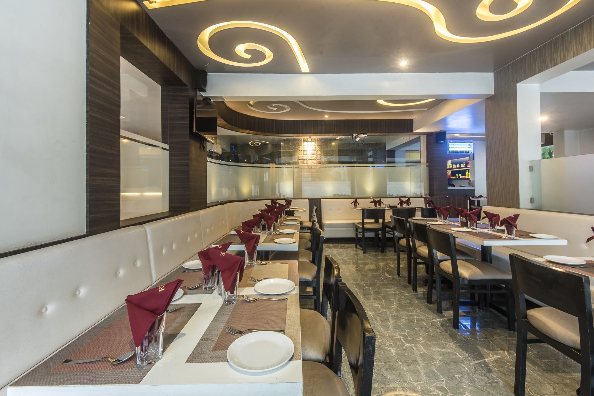 Oyo 78245 Collection O Hotel Crown Inn Navi Mumbai Exteriör bild