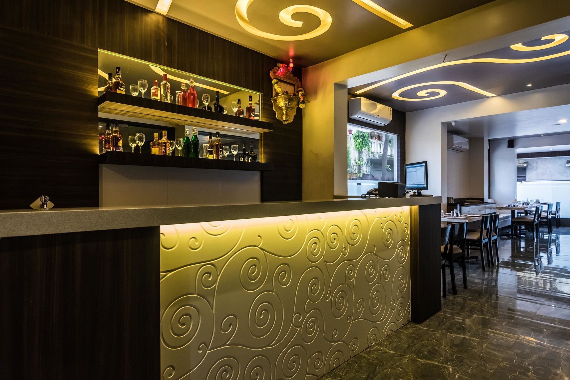 Oyo 78245 Collection O Hotel Crown Inn Navi Mumbai Exteriör bild