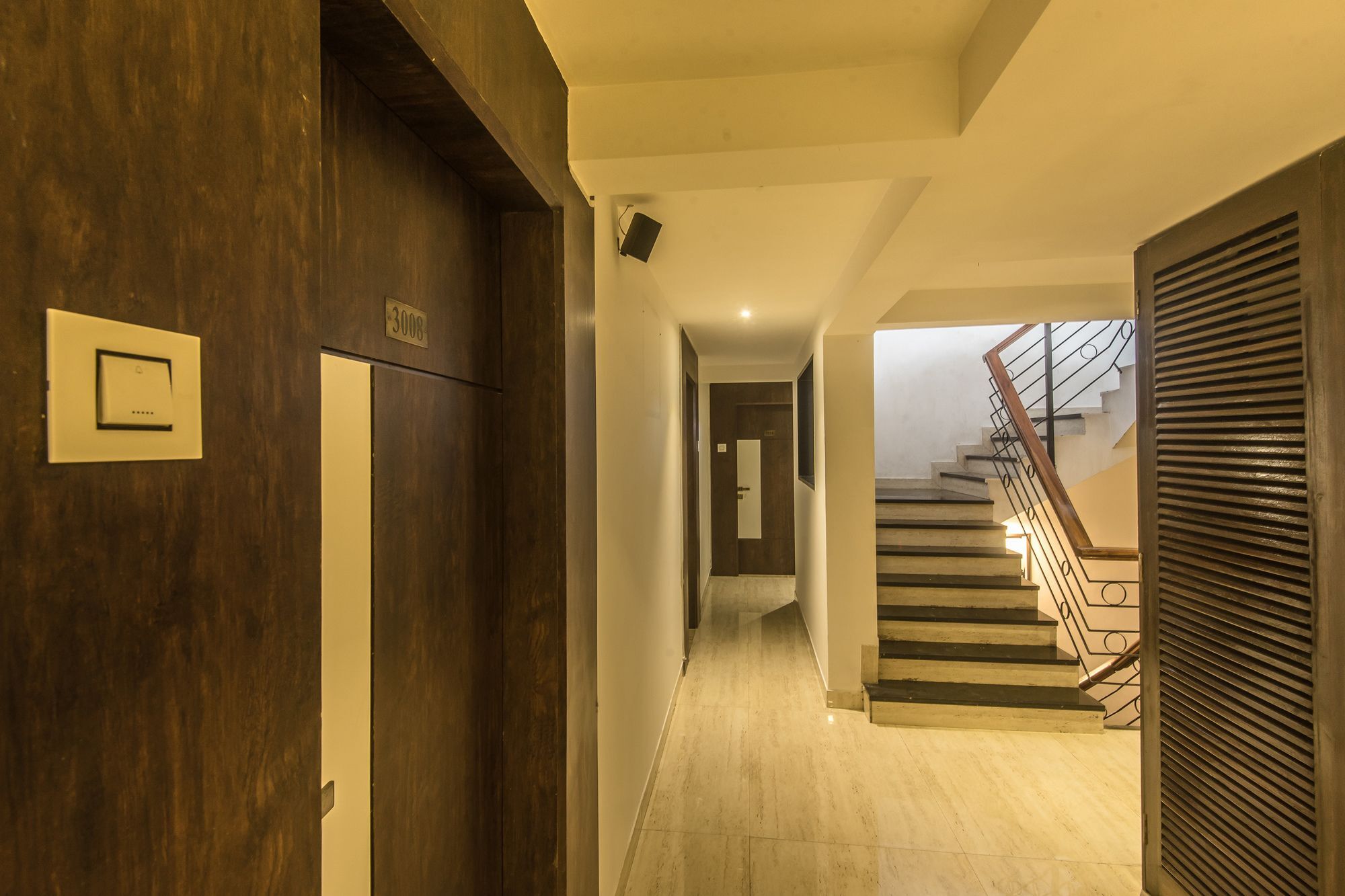 Oyo 78245 Collection O Hotel Crown Inn Navi Mumbai Exteriör bild
